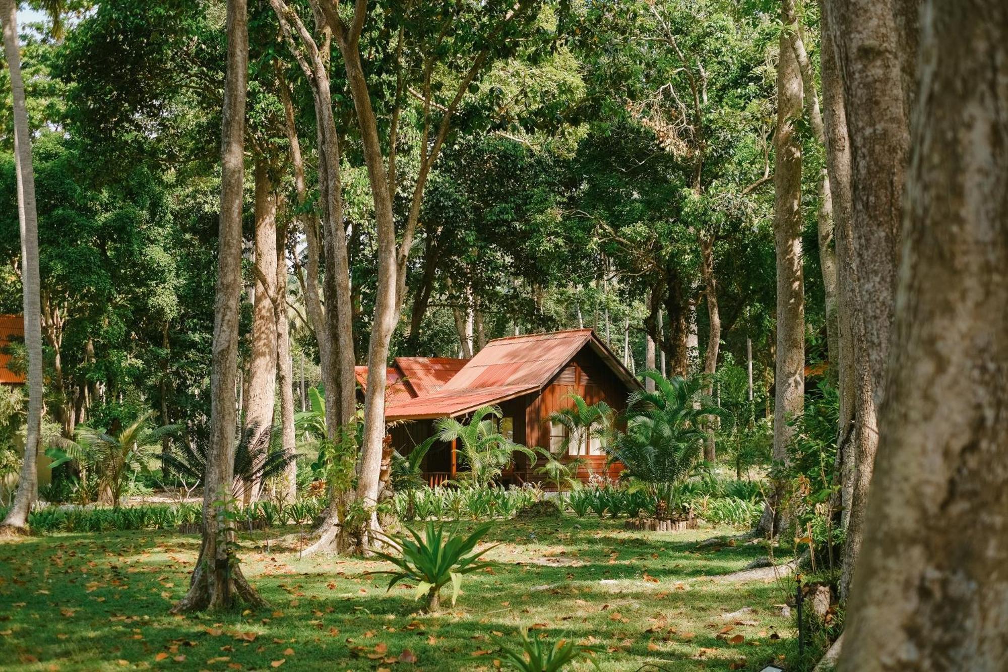 Joy Bungalow Resort And Restaurant Csum-sziget Kültér fotó