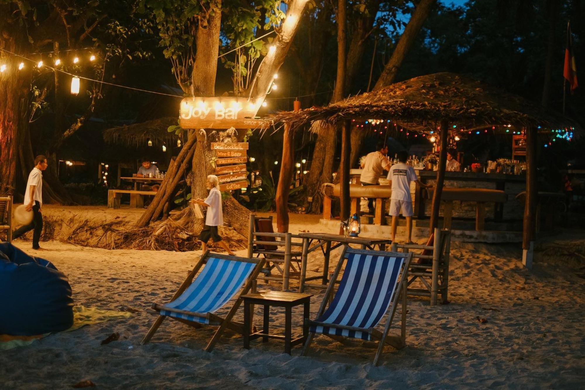 Joy Bungalow Resort And Restaurant Csum-sziget Kültér fotó