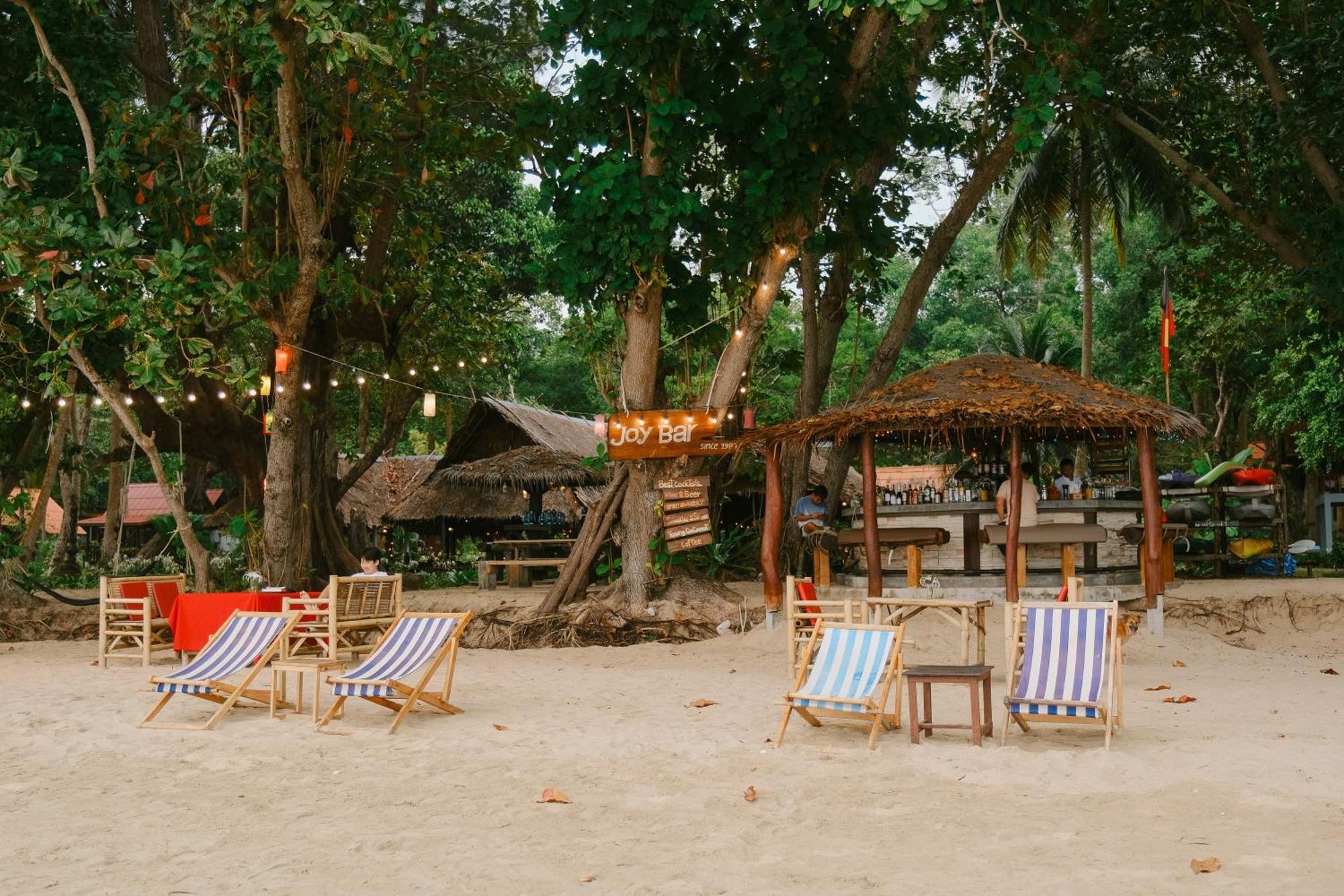 Joy Bungalow Resort And Restaurant Csum-sziget Kültér fotó
