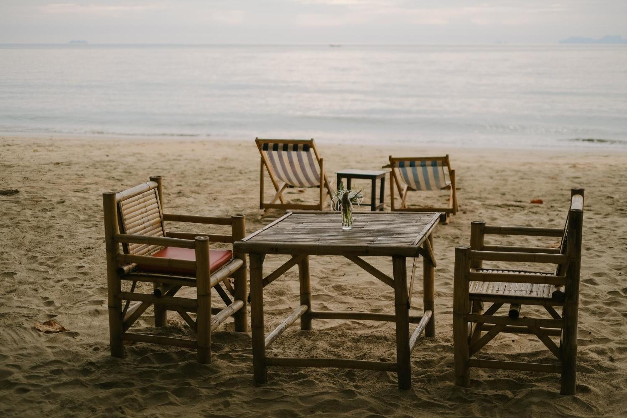Joy Bungalow Resort And Restaurant Csum-sziget Kültér fotó