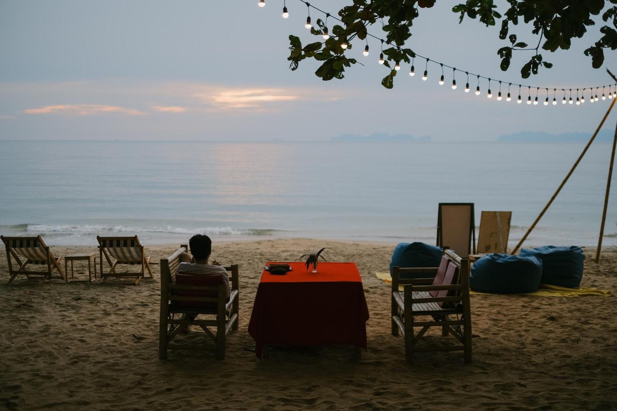 Joy Bungalow Resort And Restaurant Csum-sziget Kültér fotó