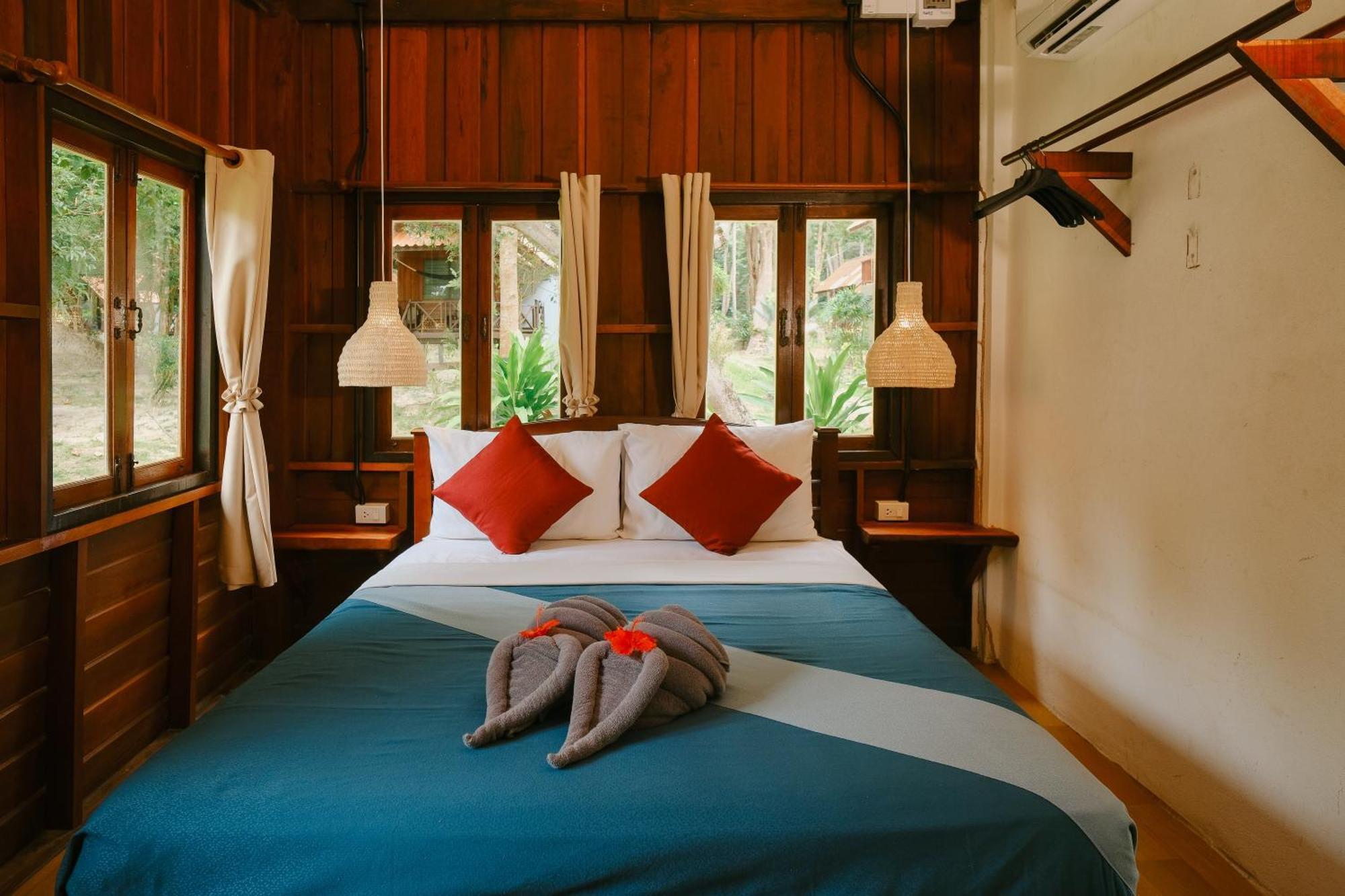 Joy Bungalow Resort And Restaurant Csum-sziget Kültér fotó
