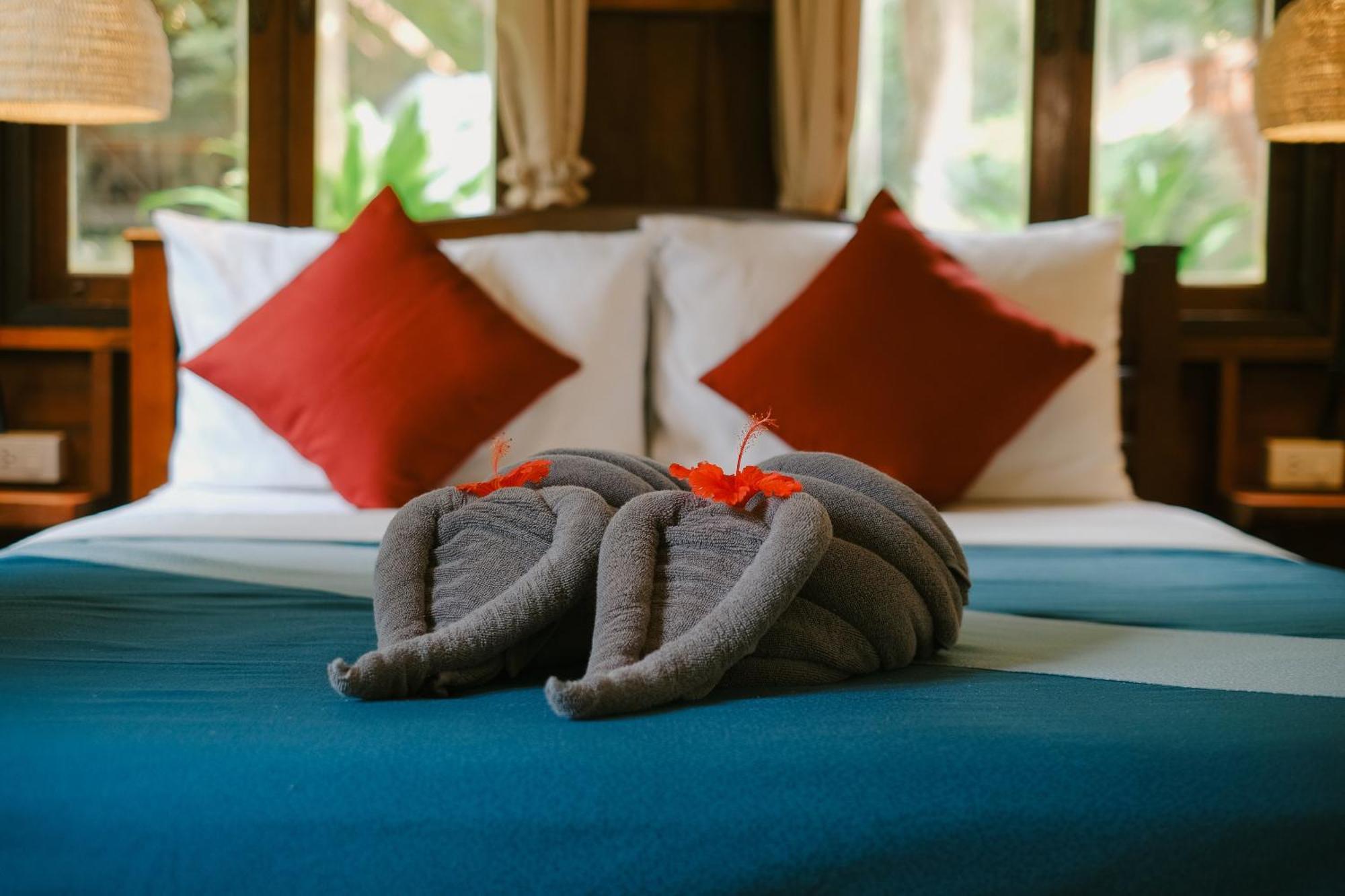 Joy Bungalow Resort And Restaurant Csum-sziget Kültér fotó